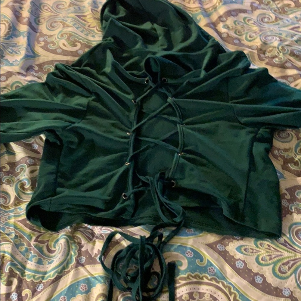 Clothes - Picture 2 of 3